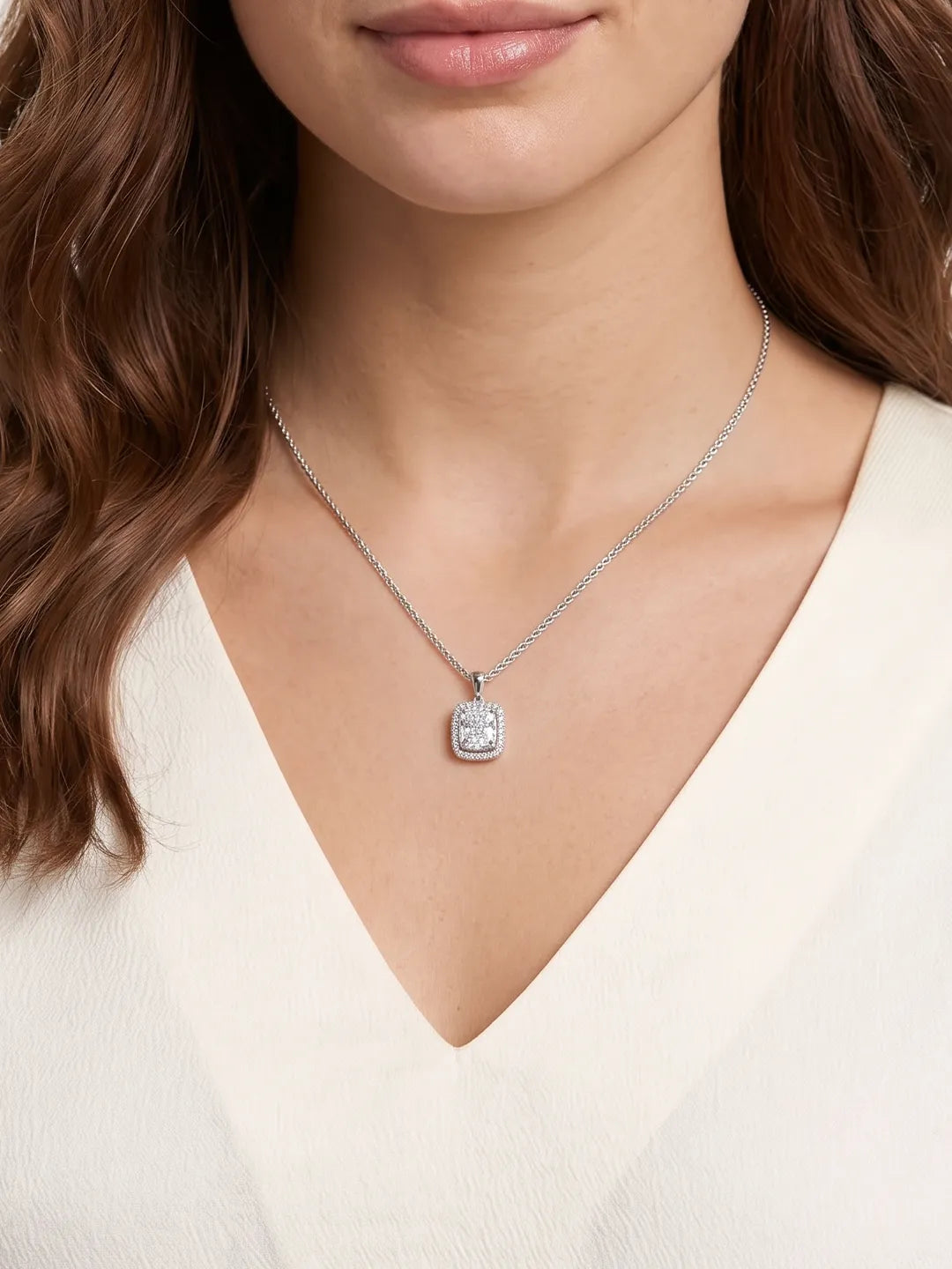 Majestic Frost Diamond Pendant