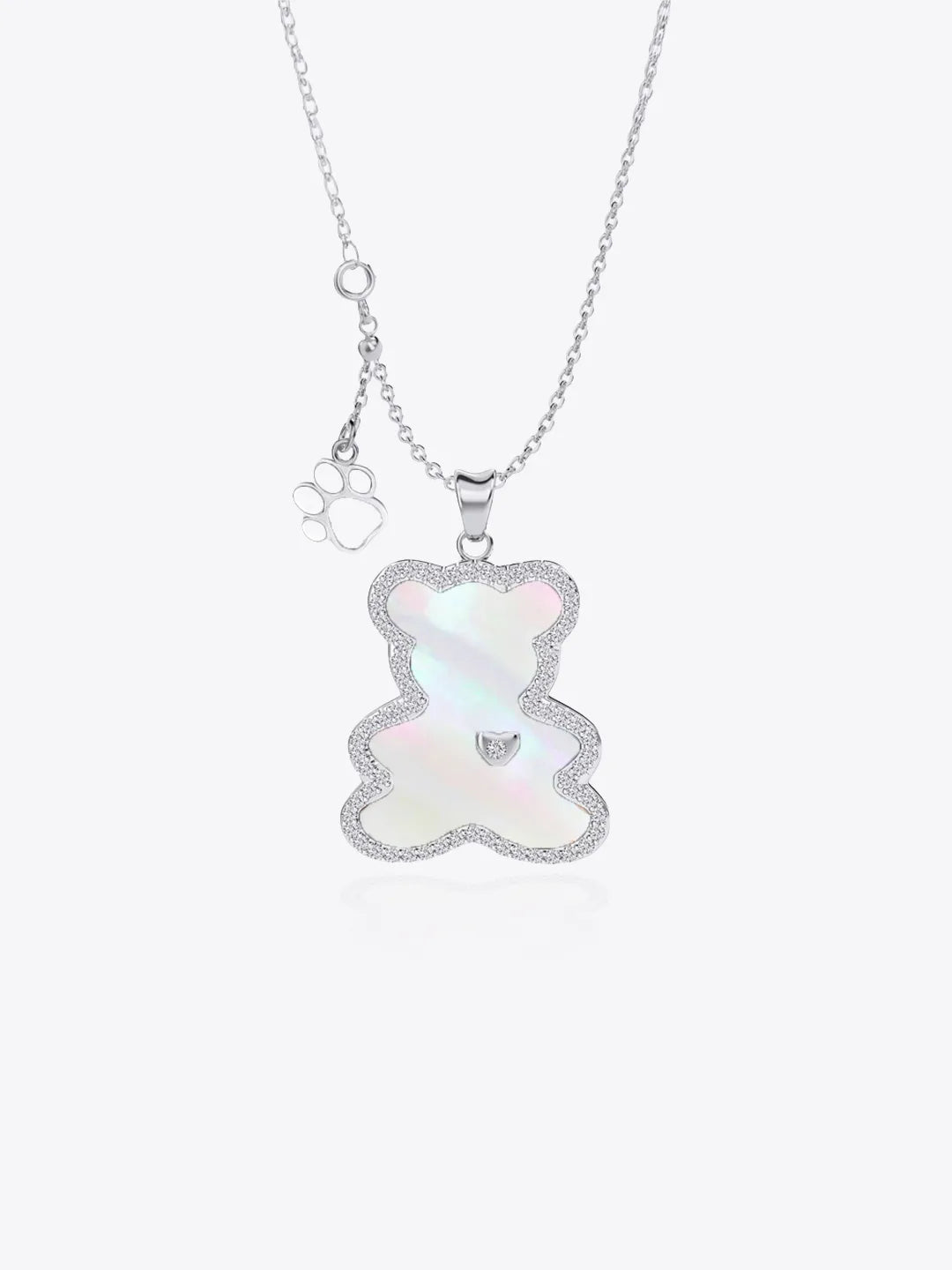 Luvis Bear Engravable Pendant – Mother of Pearl (Silver)