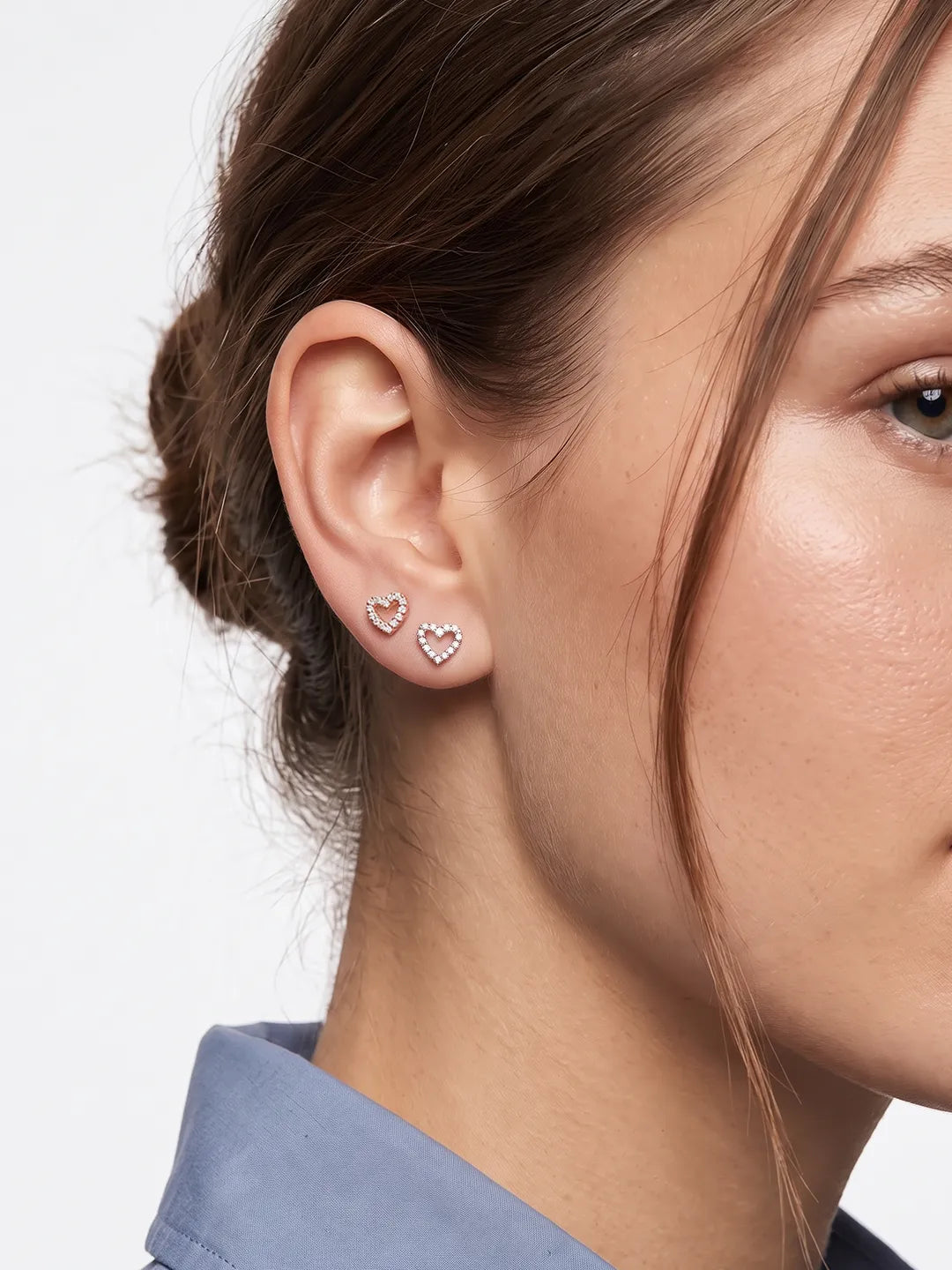 Charmella Simple Heart Stud Earrings