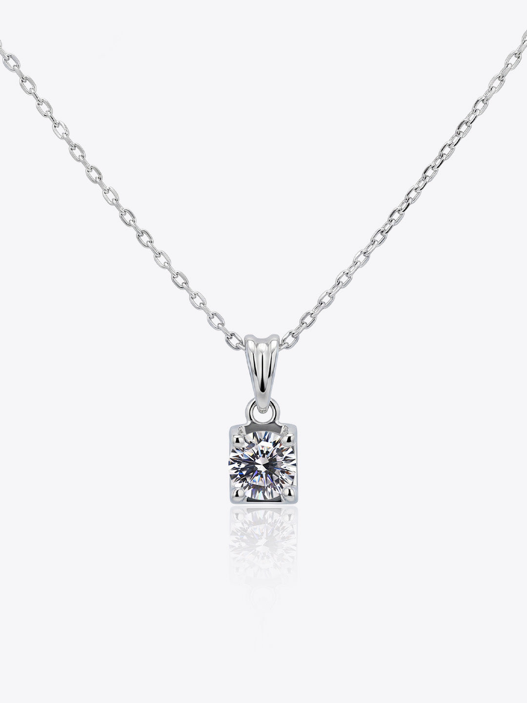 The Maison Solitaire 16 Hearts & Arrows Pendant