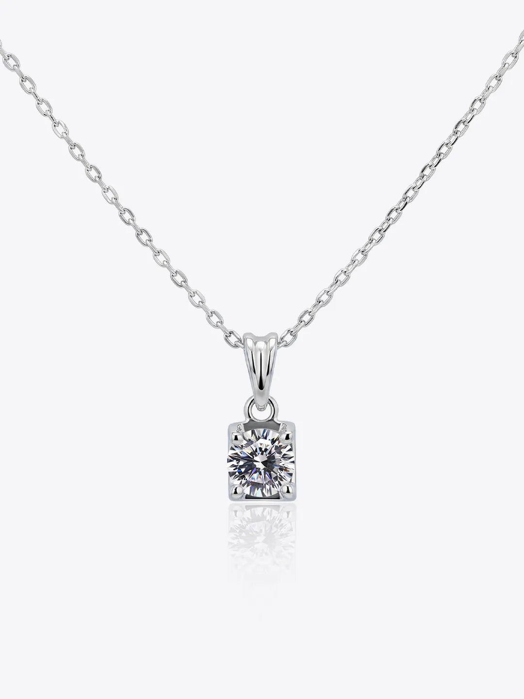 The Maison Solitaire 16 Hearts & Arrows Pendant