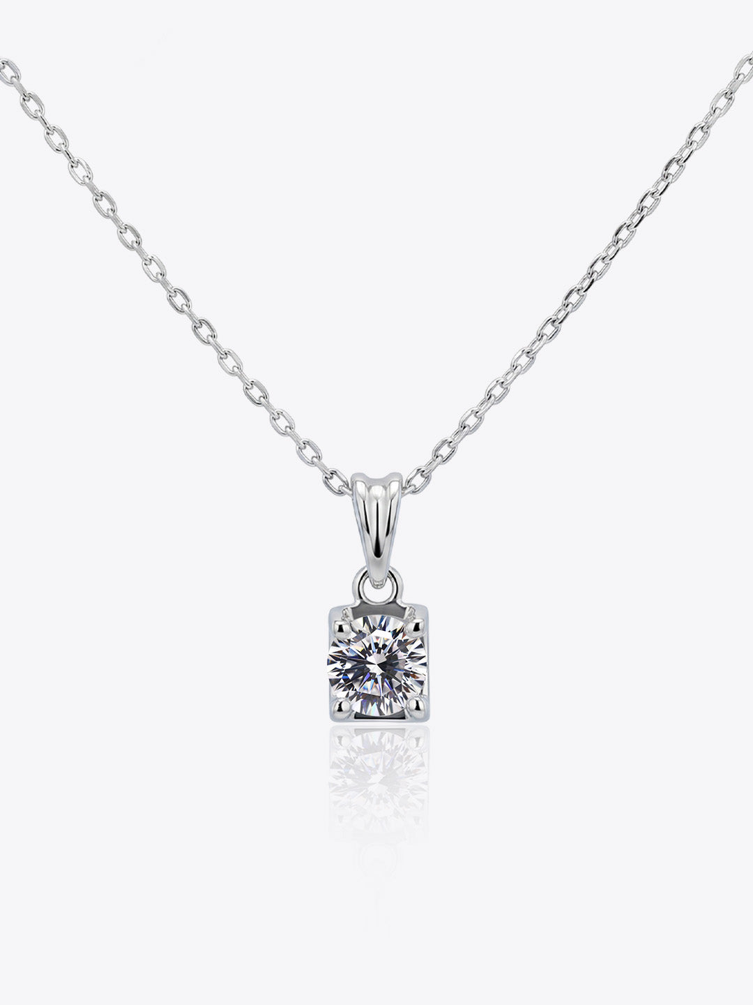 The Maison Solitaire 16 Hearts & Arrows Pendant