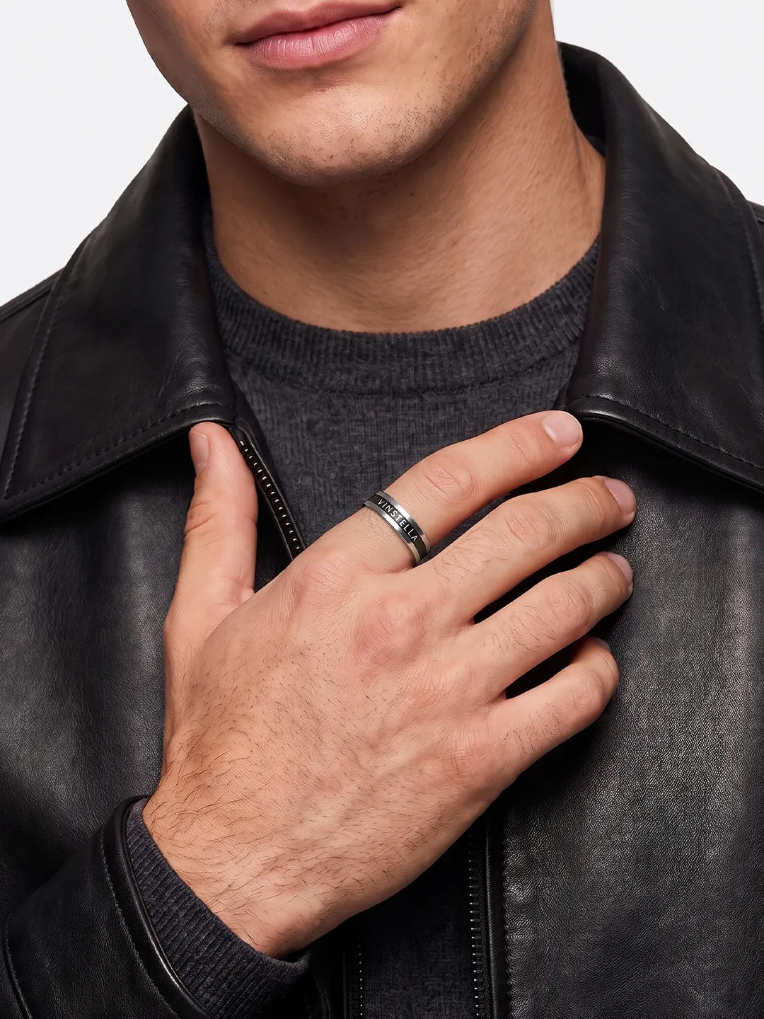 V Collection - V Maverick Ring (Black)
